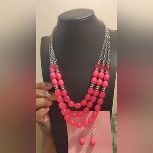 Pink necklace set